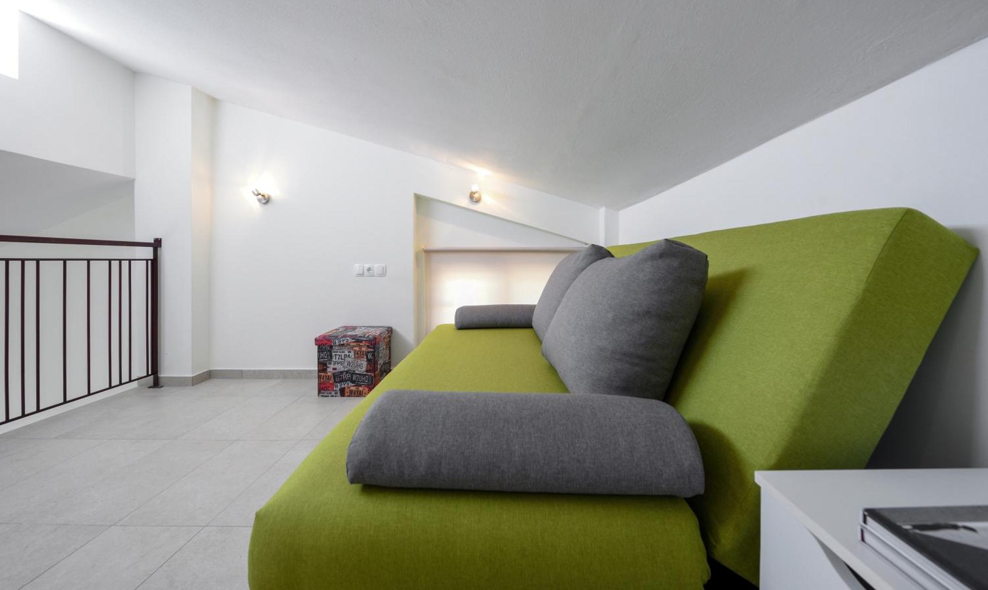 Elpiniki Luxury Rooms Nea Poteidaia Exterior photo